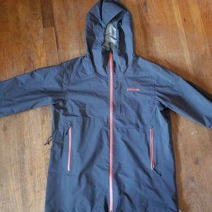 Patagonia Men's Refugitive Jacket.